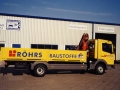 baustofffahrzeug_mit_kran_roehrs_500